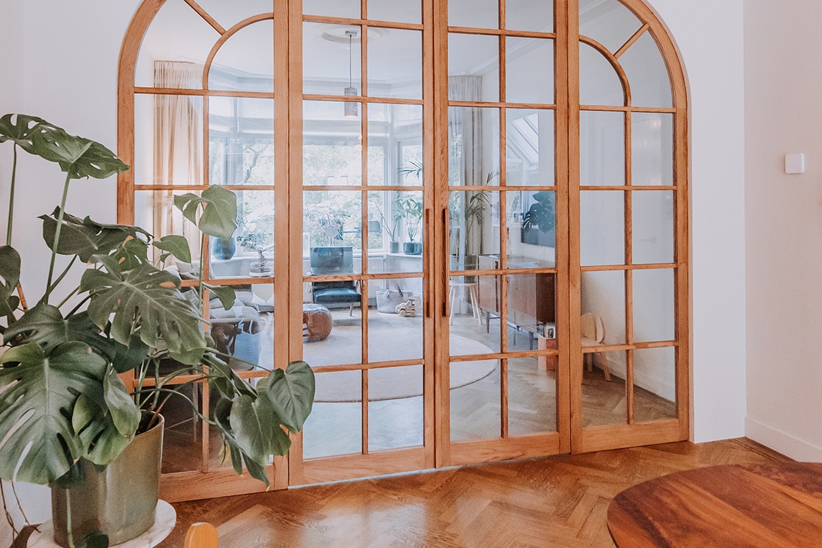 Duurzaam maatwerk in eikenhout, versterkt door innovatieve houtolie 6
